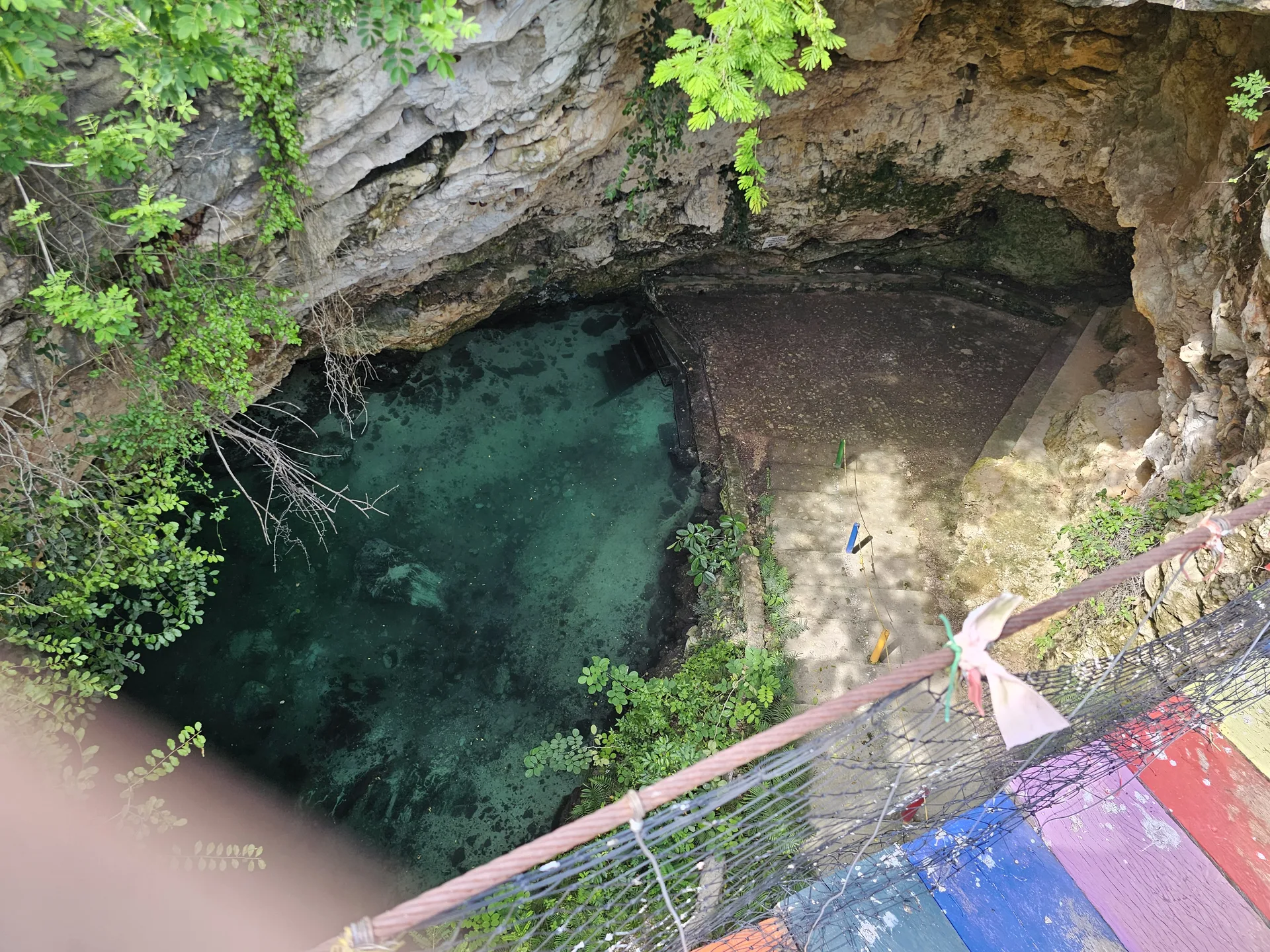 Vista cenote desde arriba Santa Cruz